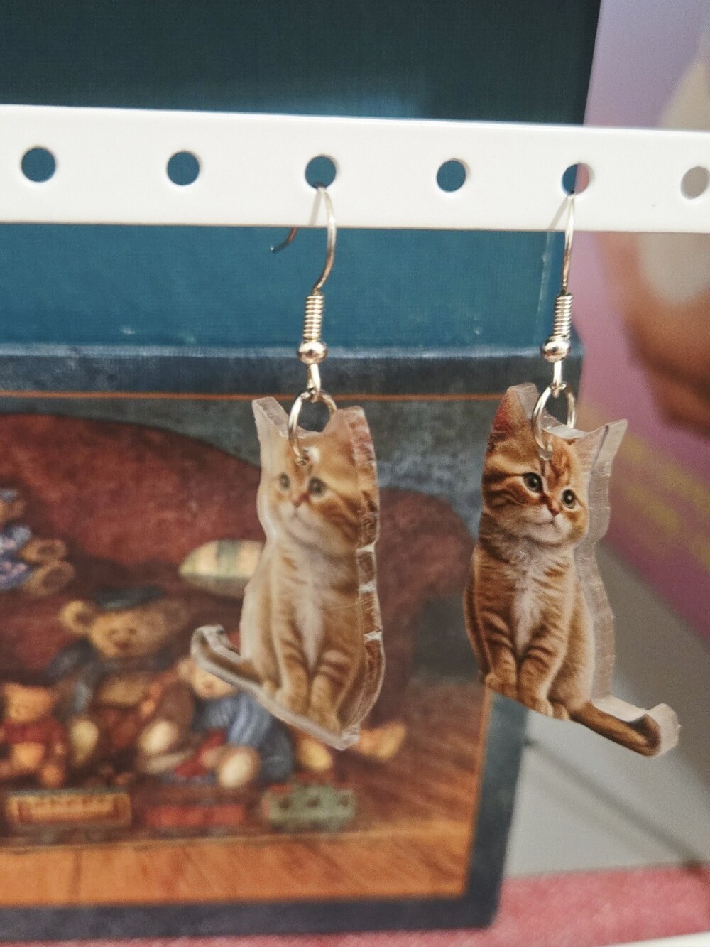 Pretty Orange Cat Tabby Kitten Dangle Earrings - Picture 6 of 16